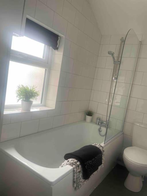 הרטלפול Cosy Modern One Bedroom Flat מראה חיצוני תמונה